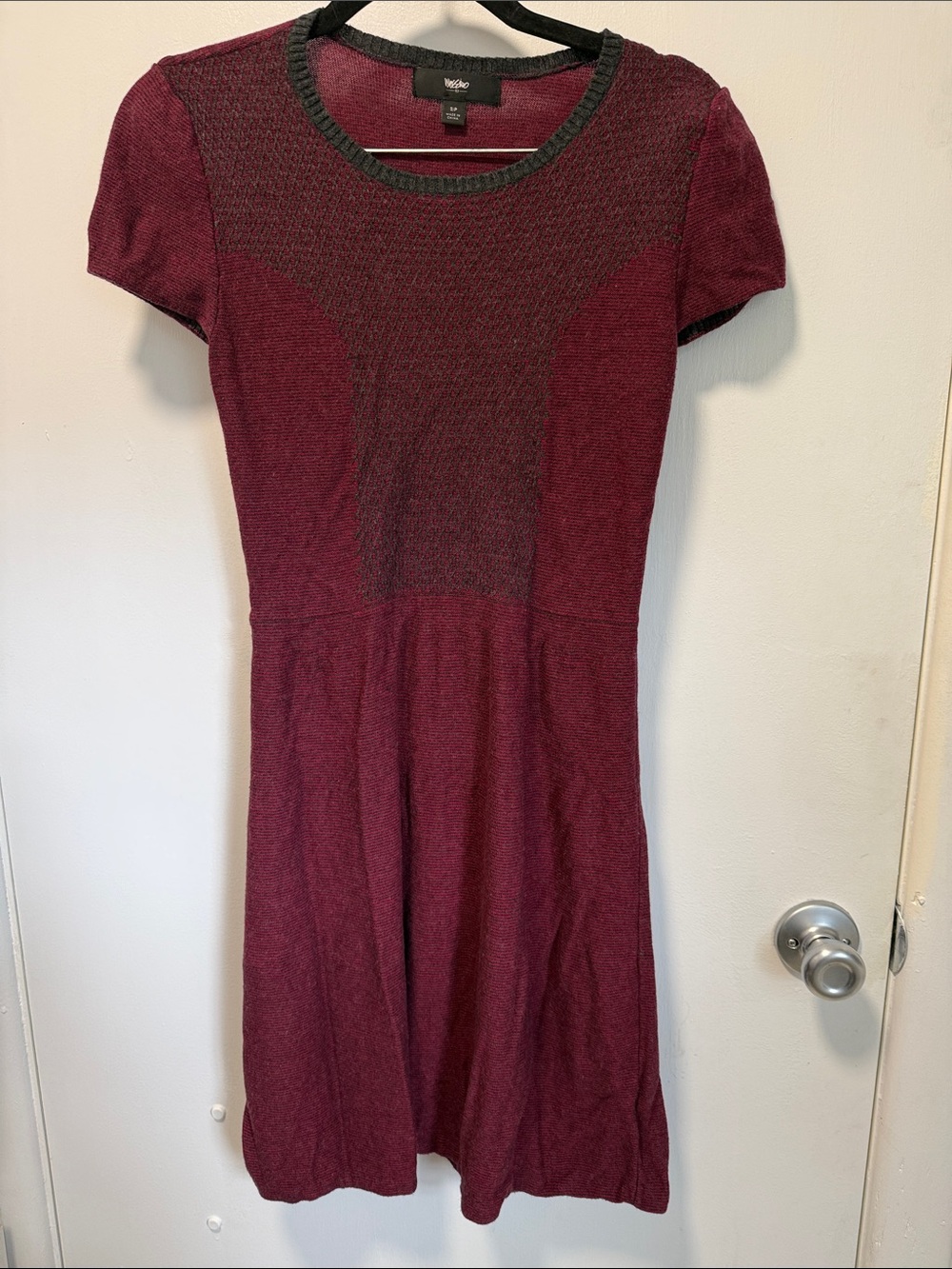 Wilfred Maroon Textured Knit Mini Dress